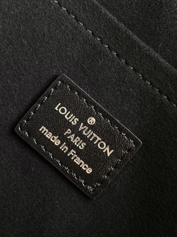 LV Speedy Cargo Vibe 28cm Black Sheepskin & Cowhide HW