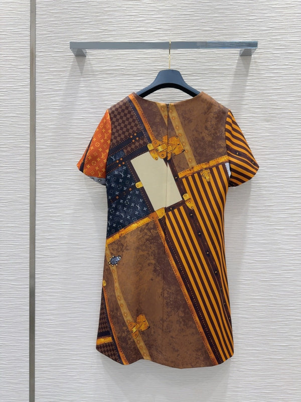 LV 25 Retro Elegant T-Shirt Multicolor Polyester