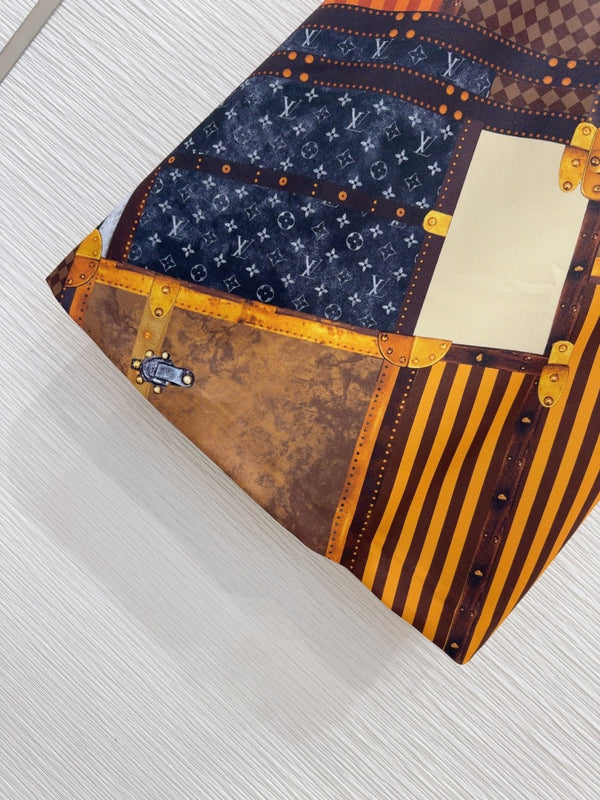 LV 25 Retro Elegant T-Shirt Multicolor Polyester