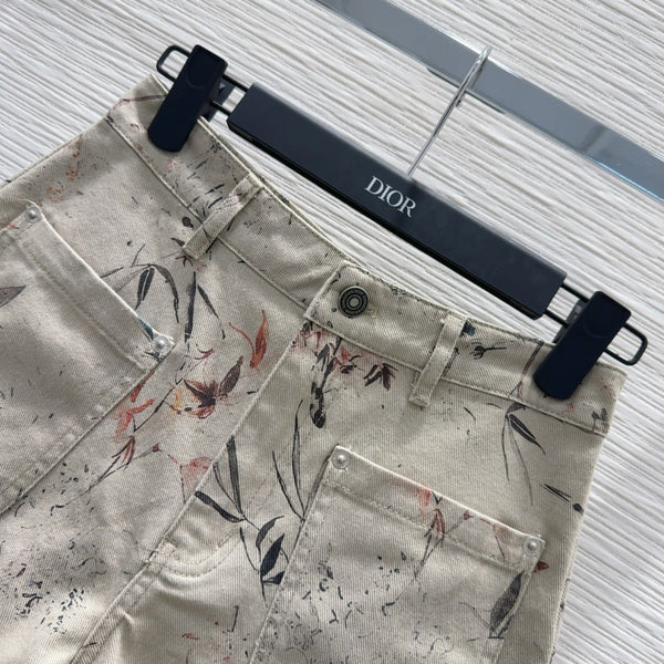 CD 25 Ink And Floral Short Beige Cotton