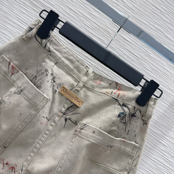 CD 25 Ink And Floral Short Beige Cotton