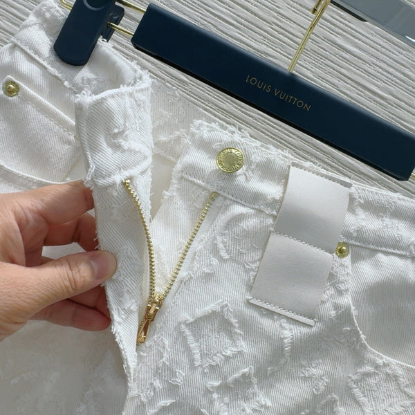 LV 25S Metal Pants Zipper Shorts White Cotton