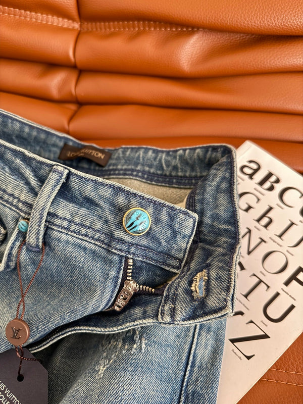 LV 25 Ripped Craft Monochrome Straight-Leg Jeans Blue Cotton