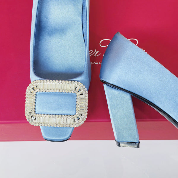 Viv Button Pumps Mist Blue Silk 247406