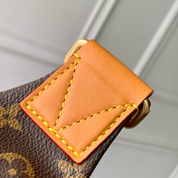LV Bumbag 15cm Brown Monogram Canvas 330770