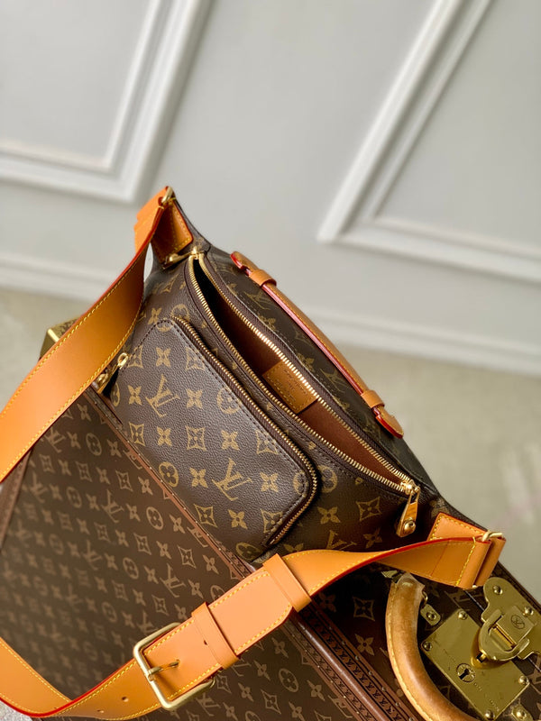 LV Bumbag 15cm Brown Monogram Canvas 330770