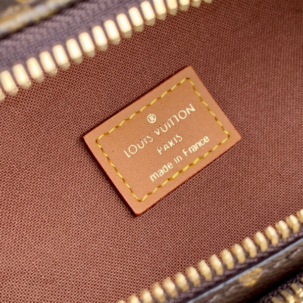 LV Bumbag 15cm Brown Monogram Canvas 330770