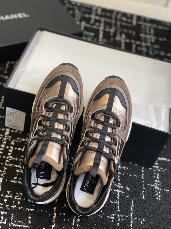 CC 25 Sneaker Pink Gold Suede Sheepskin 352725