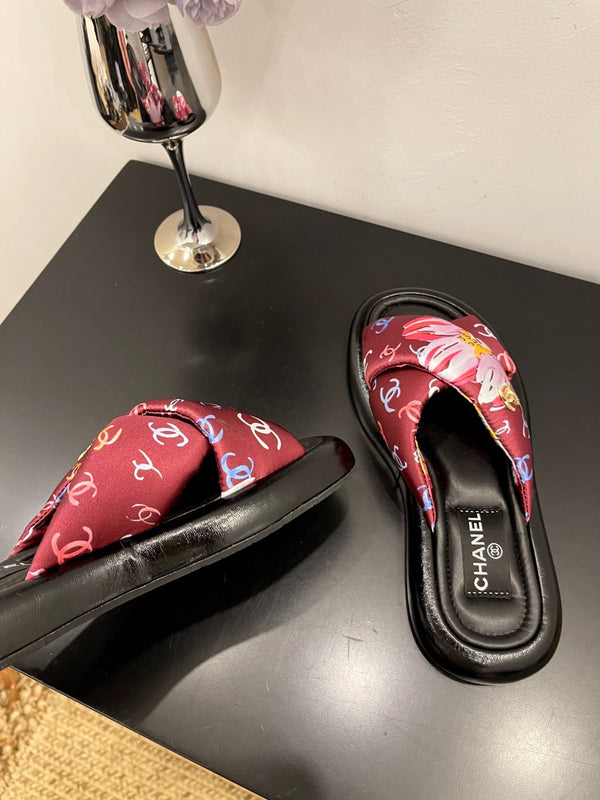 CC 25 Platform Slide Red Cloth Sheepskin 334746