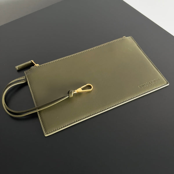 BV Large Cabat Bag 51cm Army Green Leather GHW