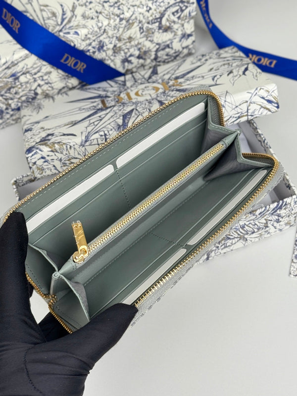 CD 30 Montaigne Voyageur Slim 19.5cm Grayish Jacquard 258612