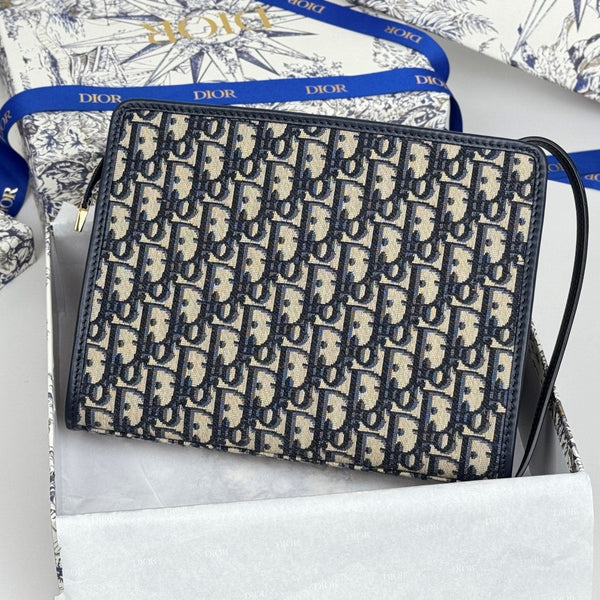 CD 30 Montaigne Dea Pouch 26cm Blue Jacquard 258619