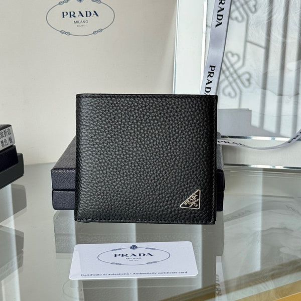 Pra 2M0513 Metal Triangle Logo Wallet 11cm Black lychee-grained cowhide