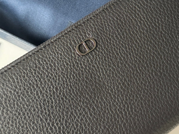 CD Icon Long Zipped Wallet Black Grained Cowhide