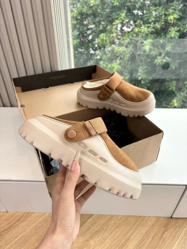 UGG PeakMod Mule Brown Beige Suede 525927