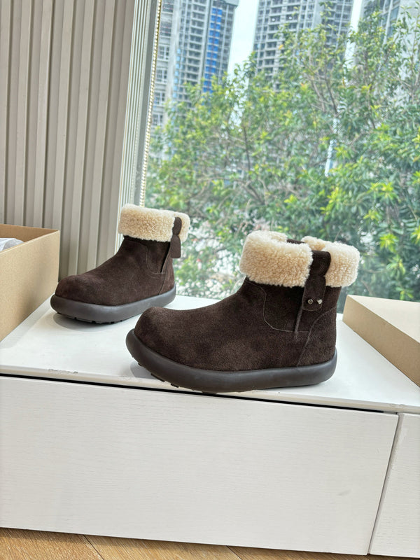 UGG Jorie Boots Chocolate Wool Suede 525943