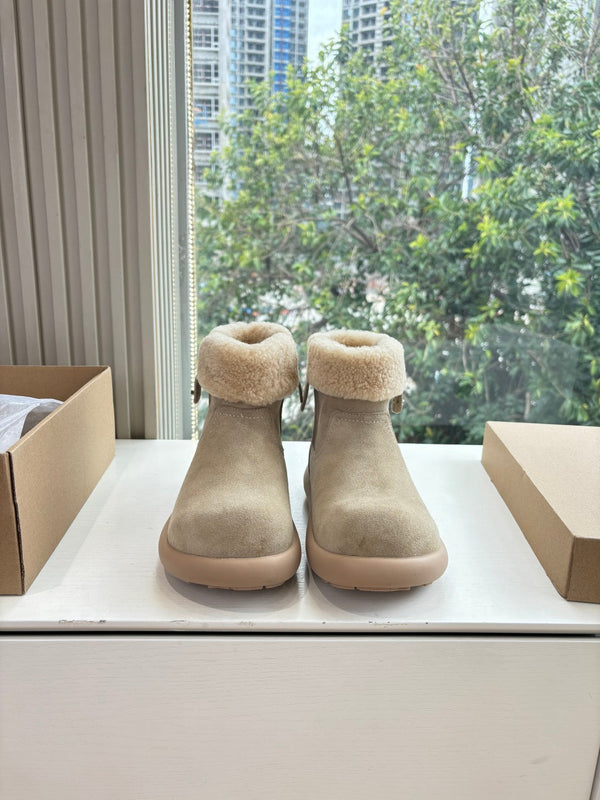 UGG Jorie Boots Warm Beige Wool Suede 525942