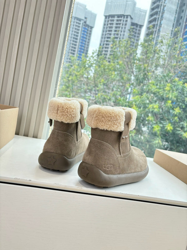 UGG Jorie Boots Coffee Wool Suede 525944