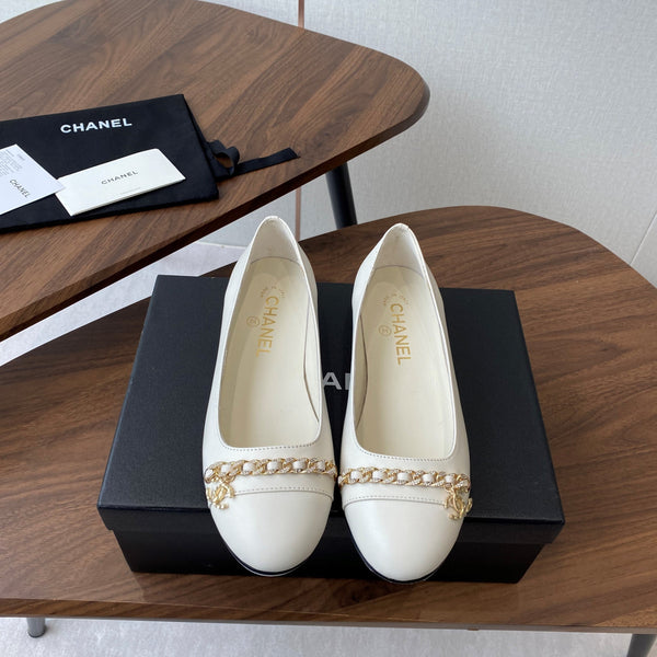 CC Ballerina Chain Flats White Lambskin GHW 431485
