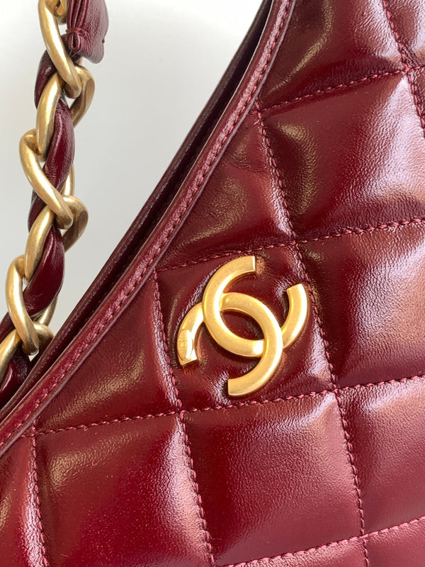 Borsa Hobo CC con catena 35 cm in pelle di agnello rossa 277763 GHW