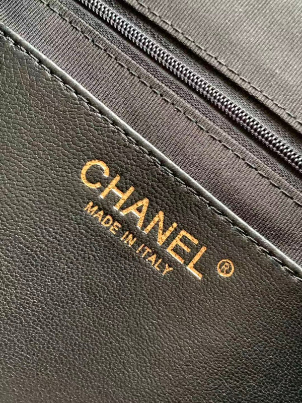 CC 2025 Bag 53cm Black Gold Calfskin 300852