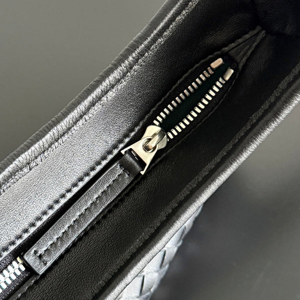 BV 25s Veneto Bag 27cm Black Calfskin Hardware