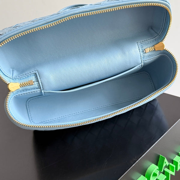 BV Bang Bang Crossbody Bag 22cm Blue Intrecciato Suede