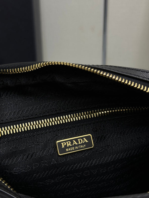 Prada Re-Edition 1978 Shoulder Bag 21cm Black Re-Nylon& Saffiano Leather