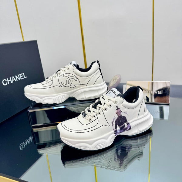CC Sneaker White with Sticker Cowhide 238625