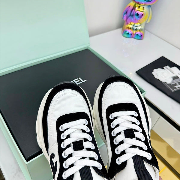 CC 25 Sneaker Black White Cowhide 331171