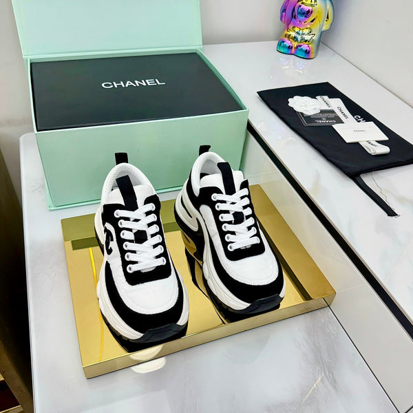CC 25 Sneaker Black White Cowhide 331171