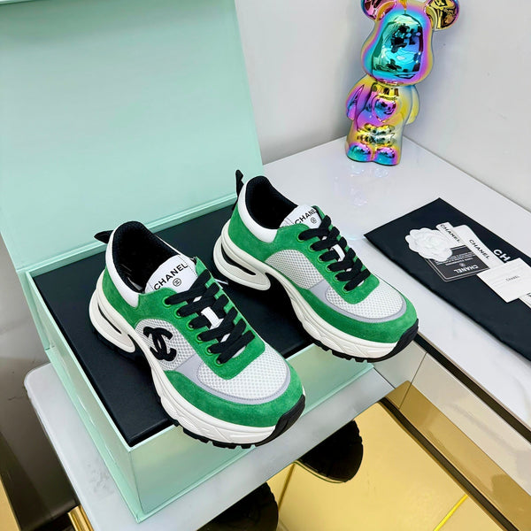 CC 25 Sneaker Green White Cowhide 331180