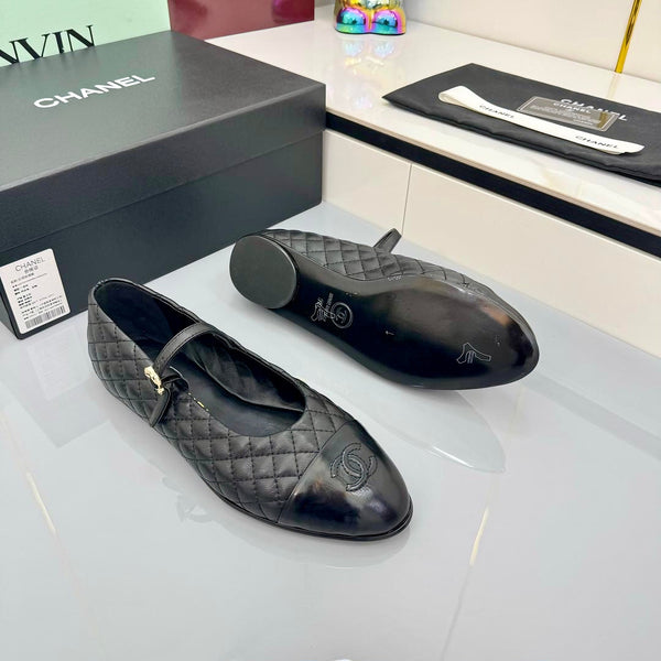 CC 25 Mary Jane in pelle di agnello trapuntata nera 368134