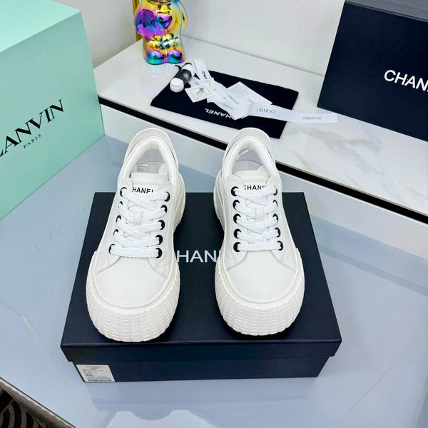 CC 25C Panda Sneakers White Sheepskin Mesh 413848