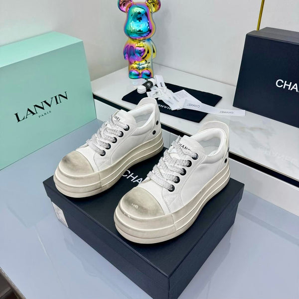 CC 25C Dirty Casual Sneaker White Sheepskin Rubber 413854