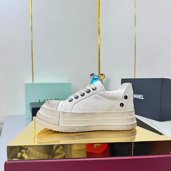 CC 25C Dirty Casual Sneaker White Sheepskin Rubber 413854