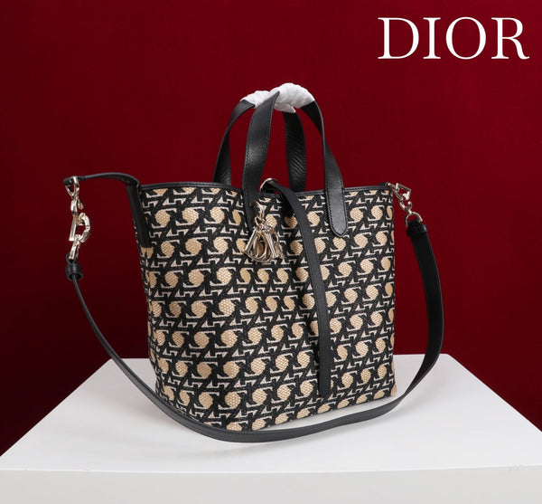 CD Toujours Vertical Medium Bag 24 Diamond Black Beige Leather