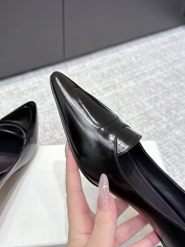 The Row Viv Kitten Pumps 3.5cm Black Sheepskin 451299