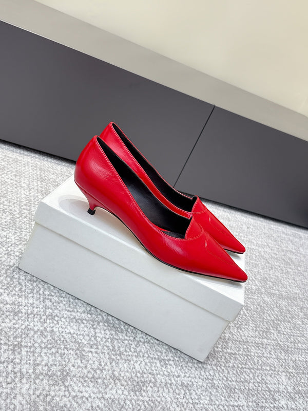 The Row Viv Kitten Pumps 3.5cm Red Sheepskin 451301