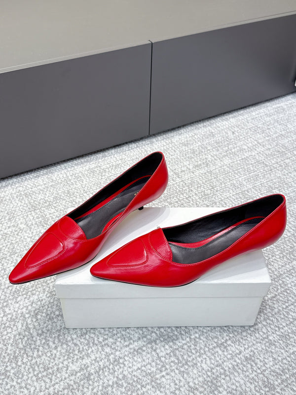 The Row Viv Kitten Pumps 3.5cm Red Sheepskin 451301