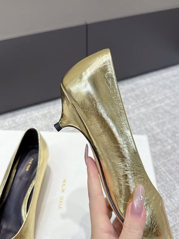 The Row 25ss TR Kitten heel Pointed Toe Shoes 35mm Gold Metallic Sheepskin 451306