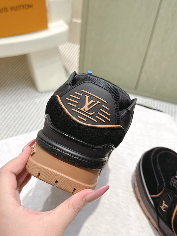 LV Trainer Maxi Sneakers Black Sude Mesh 515196