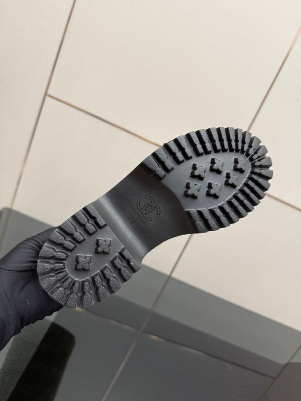 CC knee-high boots beige sheepskin and wool 532191