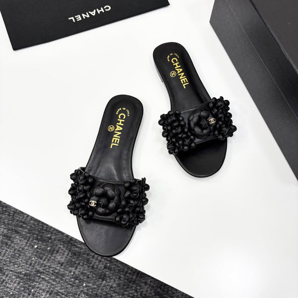 CC 25C Mules Flower Black Calfskin