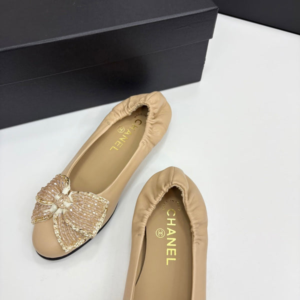CC 25 Diamond Ballet Flats Beige Sheepskin 331787