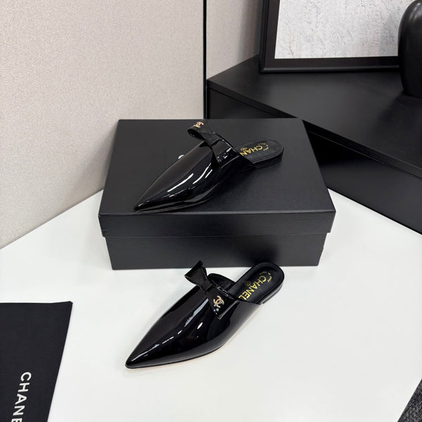 CC 25 Point-Toe Flat Mule Black Patent Calfskin 352472