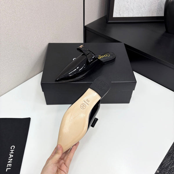 CC 25 Point-Toe Flat Mule Black Patent Calfskin 352472