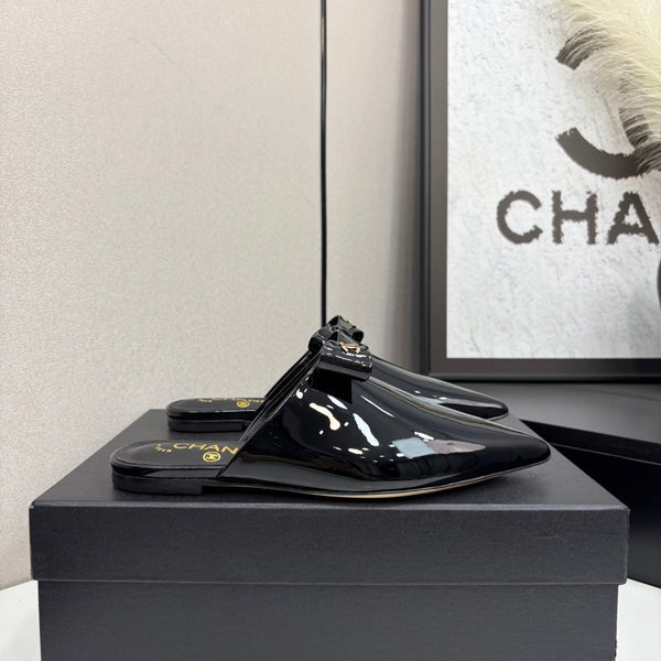 CC 25 Point-Toe Flat Mule Black Patent Calfskin 352472