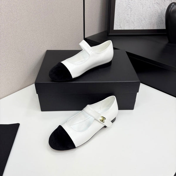 CC 25 Mary Janes In White Sheepskin And Black Grosgrain 352466