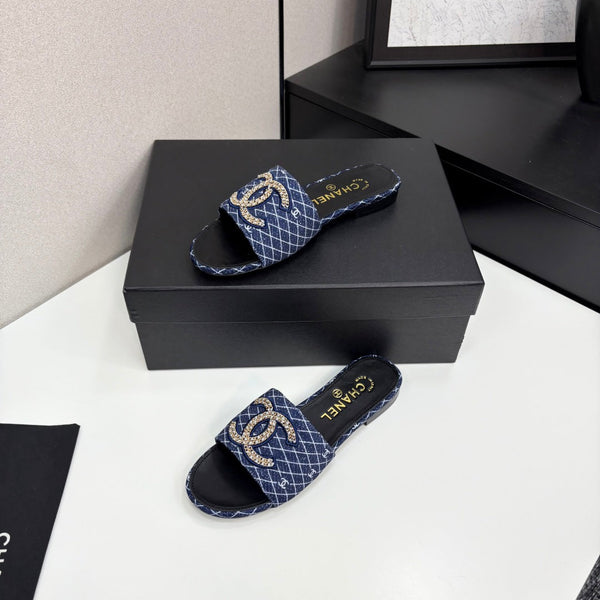 CC 25 Doubble Chain Embroidered Slippers Navy Blue Fabric 352496